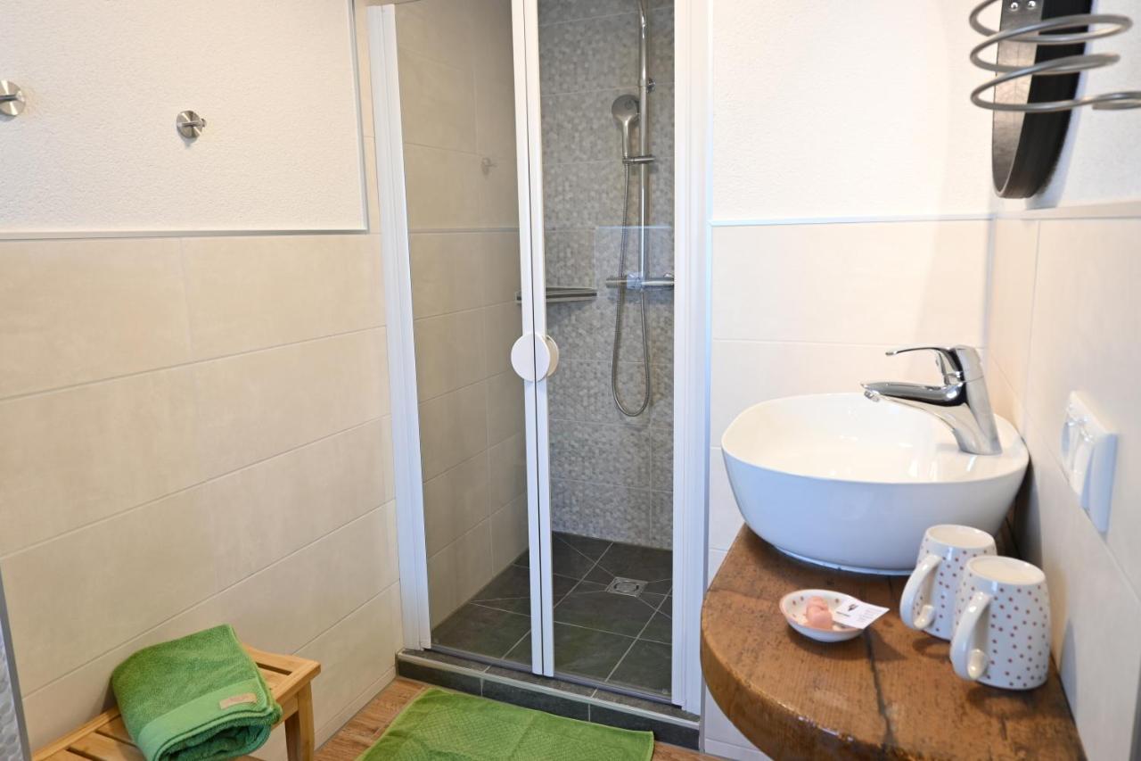 Biohof Auinger, Der Tiererlebnishof Apartment Aurach am Hongar